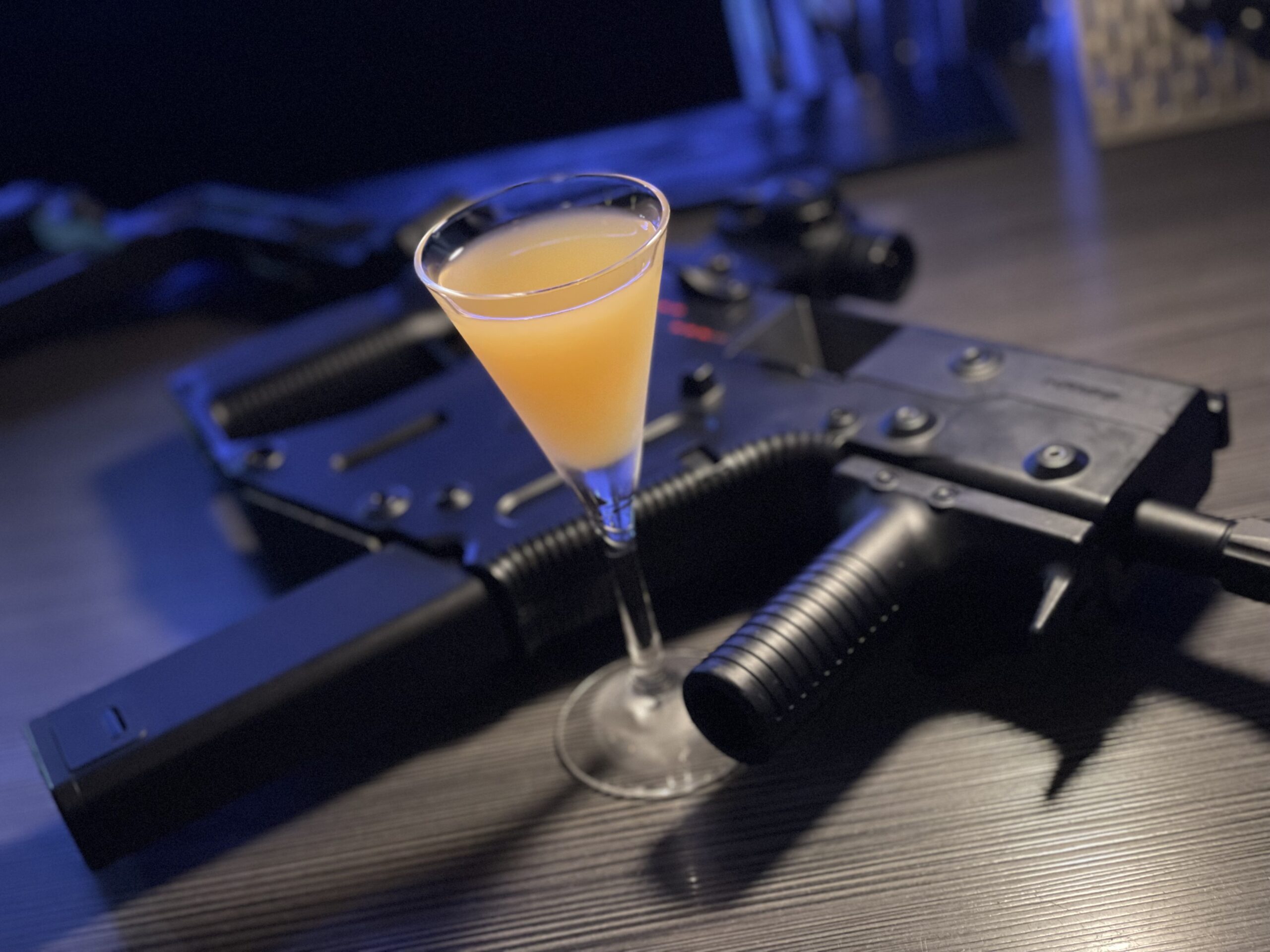 【銃が撃てるバーとは？東京・吉祥寺で初心者でも射撃体験できる場所を解説】